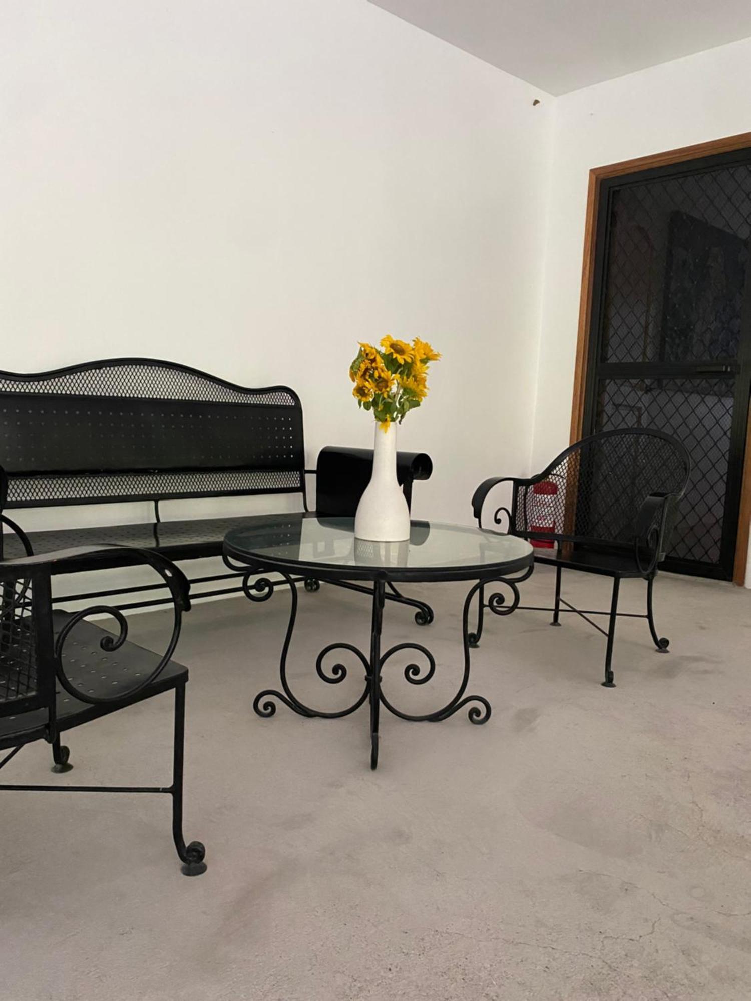 Balai Benedicere Bed & Breakfast Bacnotan Екстериор снимка